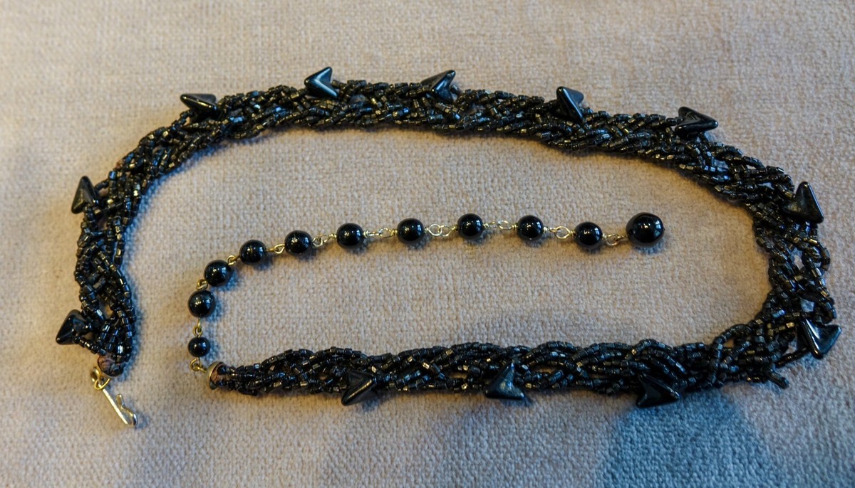 VTG Antique 20s Art Deco Braided Black Glass Choker -3D Arrowhead