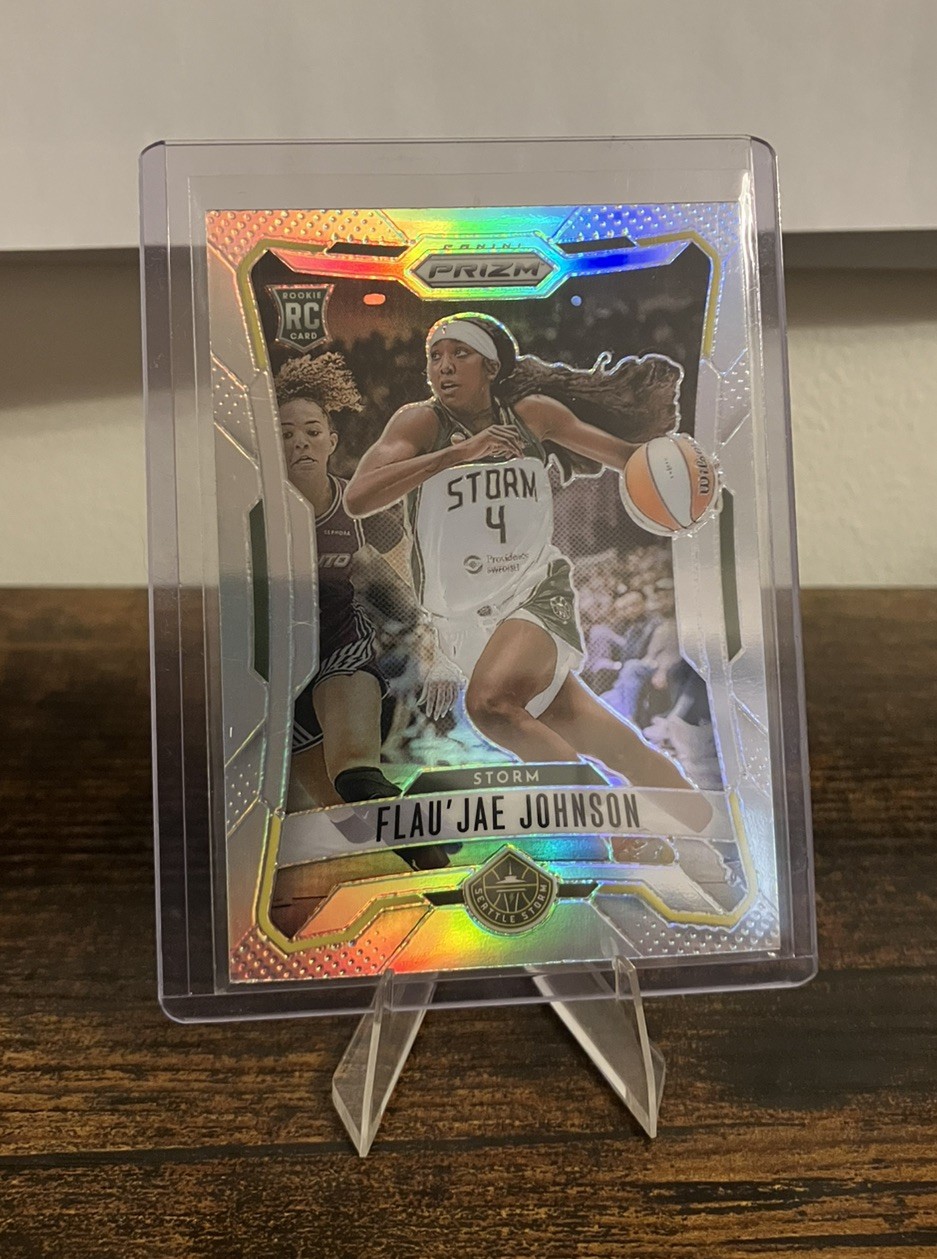 Flau’jae Johnson 2026 Prizm WNBA Silver Prizm Rookie Refractor #136 RC