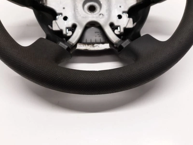 Volante HUMMER H3 06-10 Foto 3 de 4