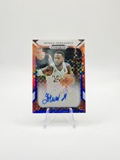 Dewan Hernandez 2019 Panini Prizm Auto Red White and Blue SP #/99 #59