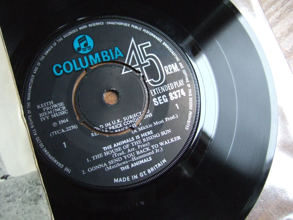 THE ANIMALS - THE ANIMALS IS HERE - 7" EP COLUMBIA SEG 8374 / 1964 EX / EX+ Foto 2 de 4