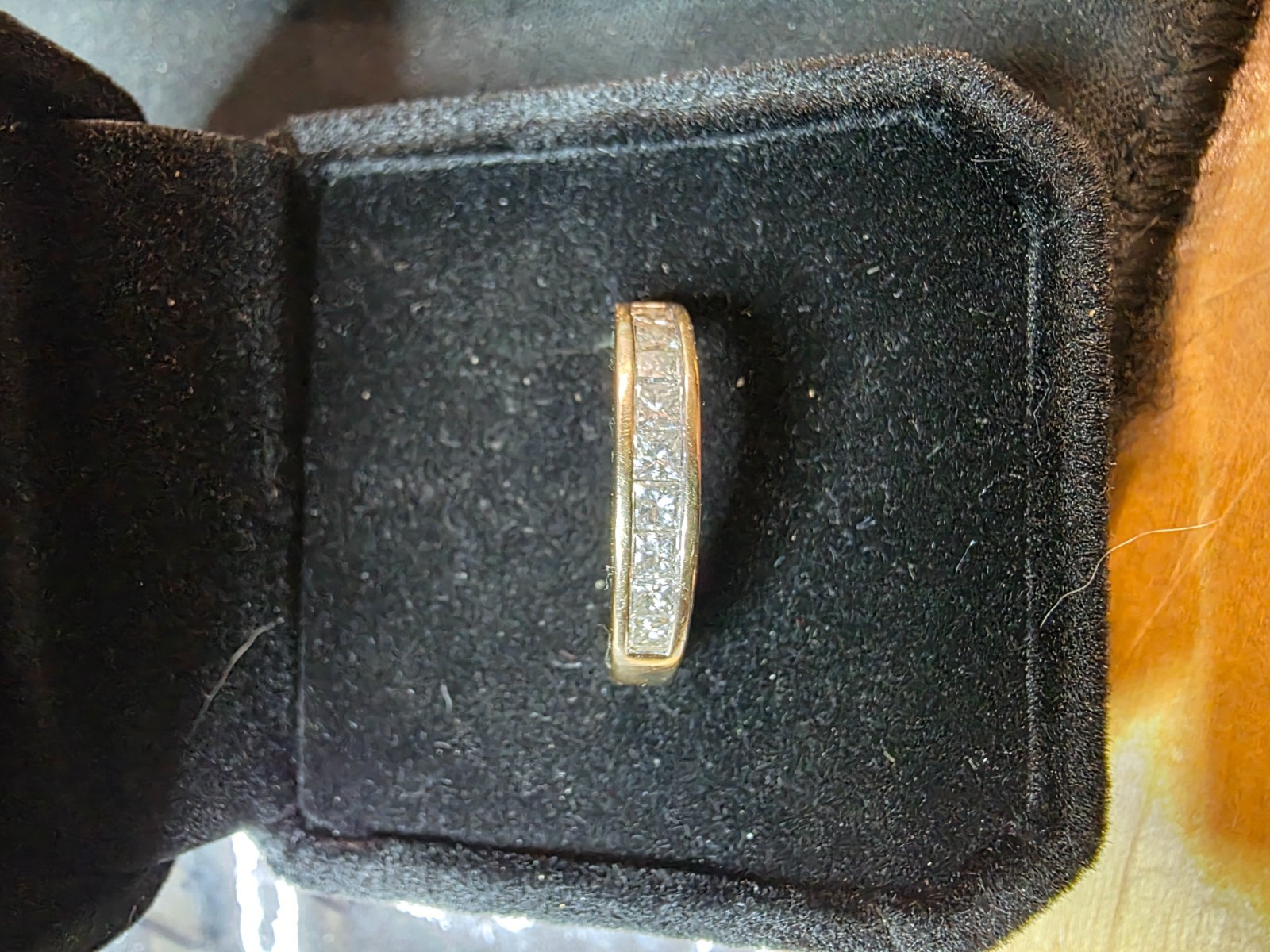 Picture 1 of 4