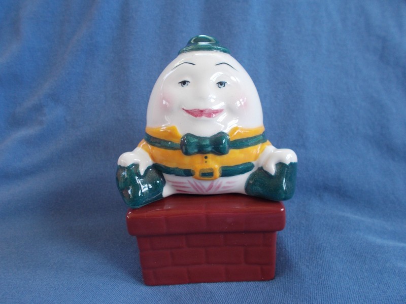 Clay Art Humpty Dumpty Salt/Pepper Set