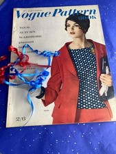 VOGUE MAGAZINE PATTERN BOOK 1961 August September Free Gift wrap Fast Disptach 