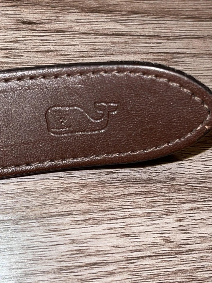 Cinturón Vineyard Vines para Hombres 34 Azul Marino Marrón Lona Cuero Latón Hebilla Argyle Cuadros Foto 2 de 4