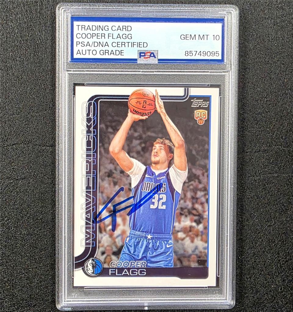 2025-26 Topps Flagship Cooper Flagg #201 RC Rookie Card autograph