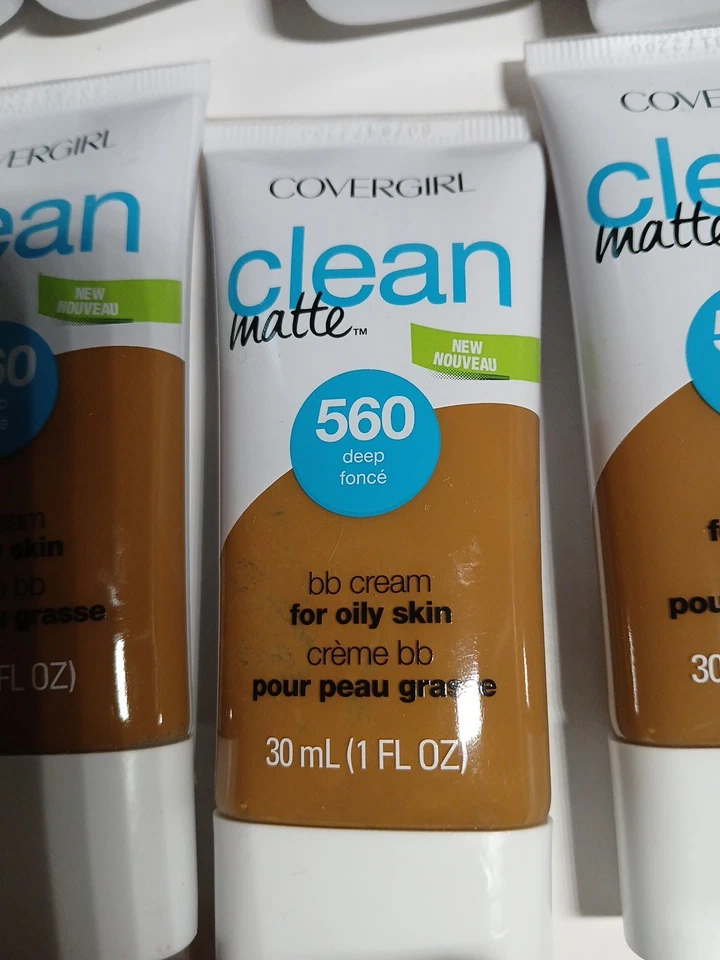 Covergirl CleanMatte Liquid Foundation 560 Deep Force BBCream For Oily Skin 2set - Image 3 of 4