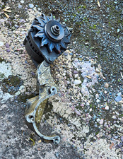 1997 Land Rover Discovery 1 3.9 V8 Alternator And Bracket