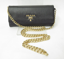 Authentische PRADA Leder-Geldbörse mit Doppelfaltung und Kette #50645