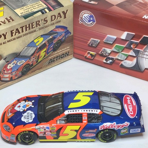 2004 Terry Labonte #5 Kellogg's Father's Day 1:24 Action Diecast Model - New - Picture 1 of 11