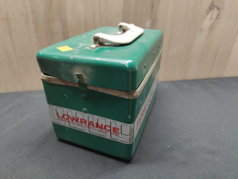 ВИНТАЖНЫЙ FISH LO-K-TOR ОТ LOWRANCE/LEMCO МОДЕЛЬ 505-C НЕПРОВЕРЕННЫЙ   - Изображение 3 из 3