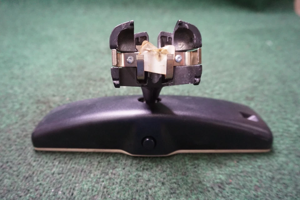 2009 2010 2011 2012 VOLKSWAGEN CC Rear View Mirror OEM E11026141 - Image 3 of 4