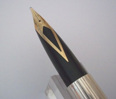 Stylo Plume Sheaffer Targa En Argent Massif Avec Plume Or 18 Carats - Modèle M306, Occasion Bon état