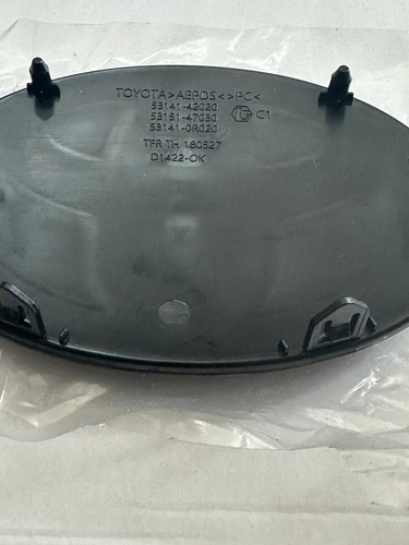 Toyota Front grill emblem LOGO C-HR 2017-2020 RAV4 2015-2018 Corolla 2017-2019 - Picture 6 of 13
