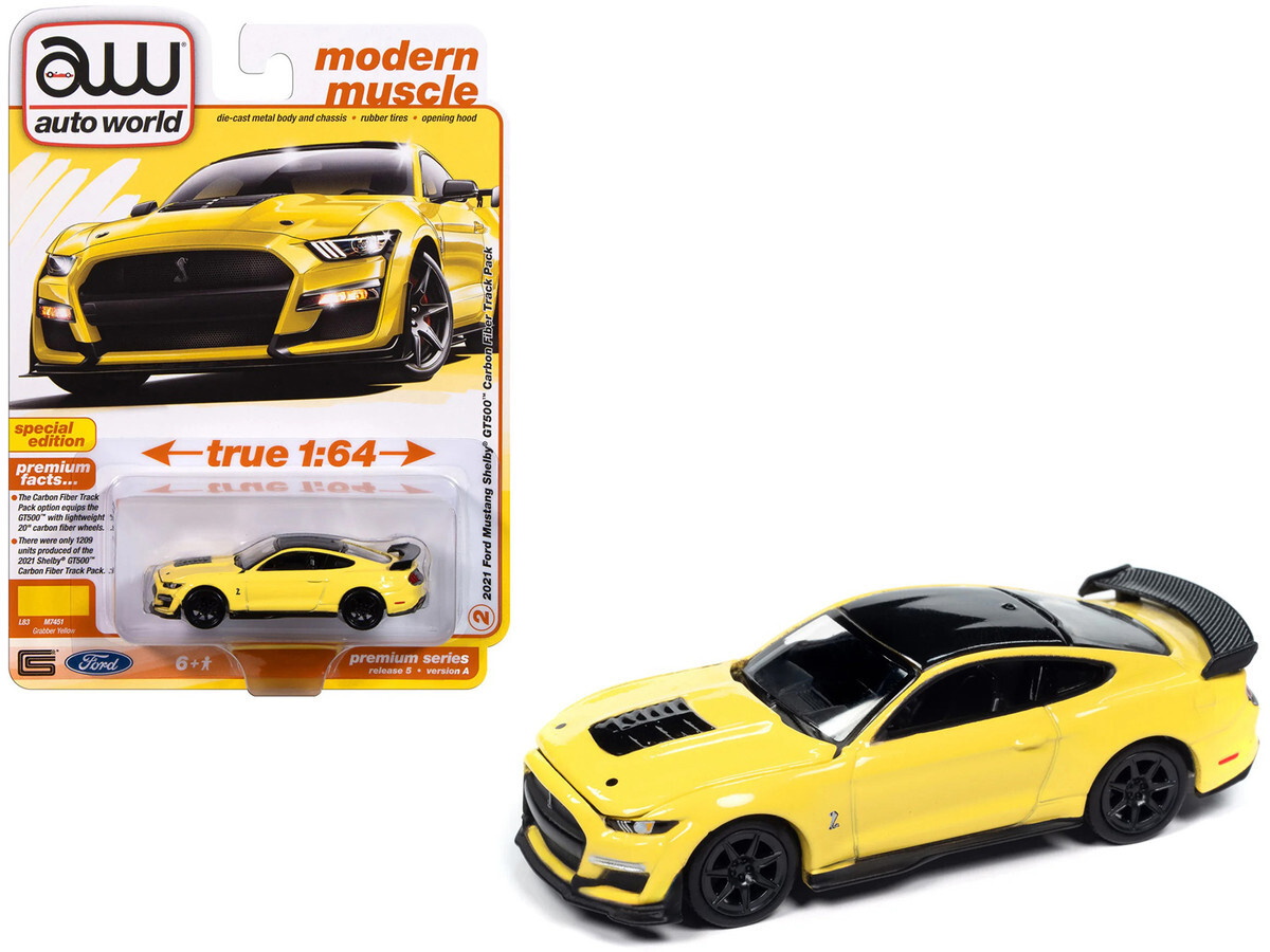Auto World 2021 Ford Mustang Shelby GT500 Track Pack Yellow 1/64