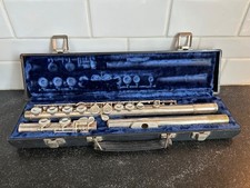 1979 Gemeinhardt M2 Flute W/Case Very Nice Condition Good Pads ESTATE FIND