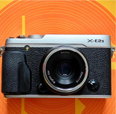 Fujifilm X-E2S 16.3 MP Digital Camera English language