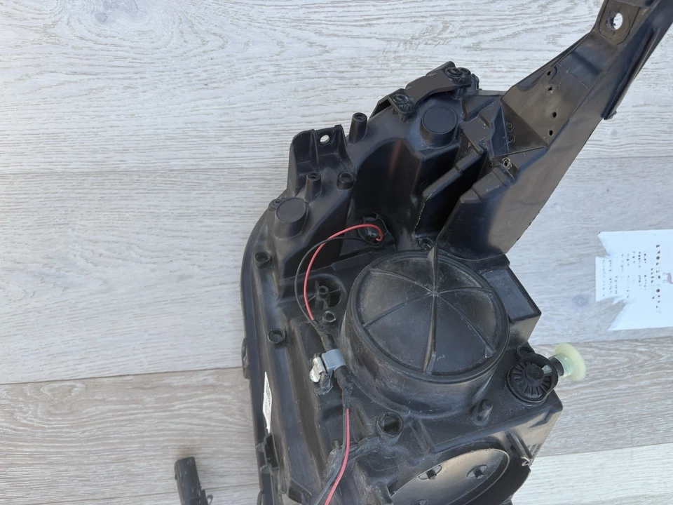 Chevrolet Impala 2015-2020 faro xenón oculto lado del conductor Foto 3 de 4