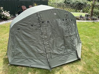 Nash Combat Speed 1 2 man bivvy olive green good condition