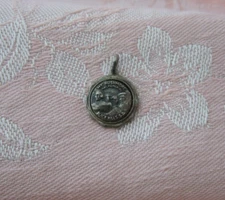 Vintage B&K MT. RUSHMORE NAT. MEMORIAL BLACK HILLS S.D. Sterling Silver Charm