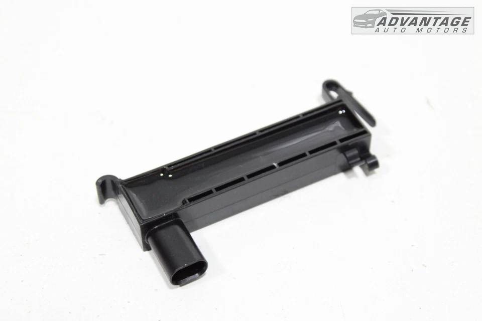 2019-2022 CHEVROLET BLAZER KEYLESS ENTRY RECEIVER ANTENNA MODULE 13580788 OEM - Image 3 of 4