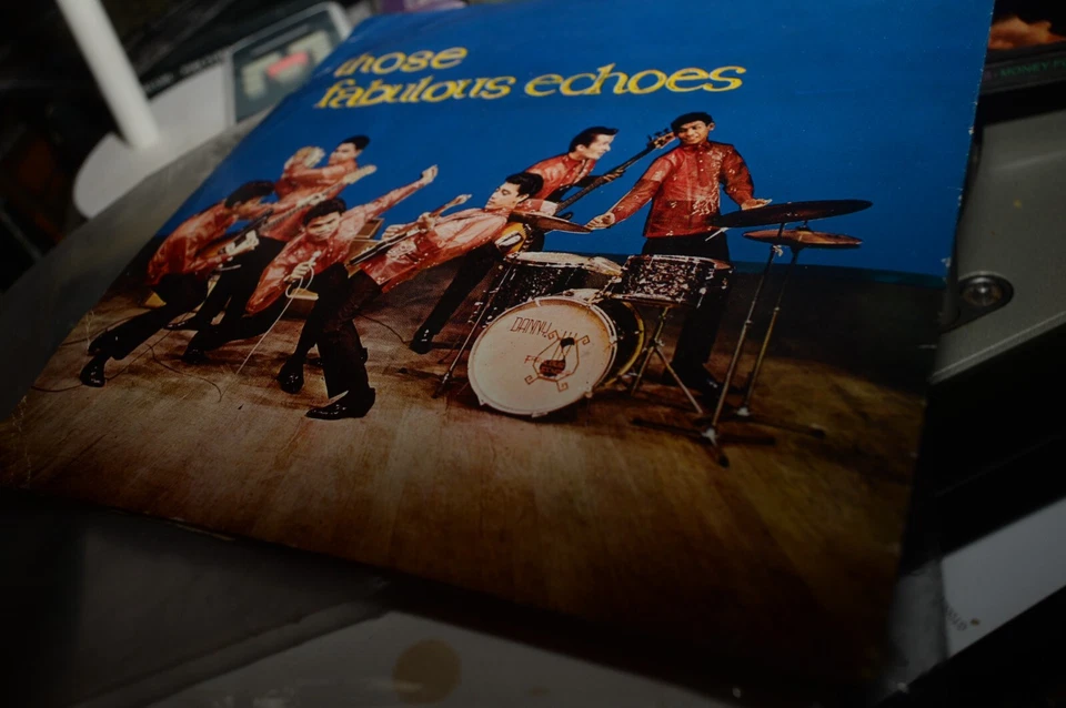 THE Fabulous echoe those  HONG KONG COLONY UK 1967  mono VINYL  7 ' ep  DIAMOND - Image 2 of 4