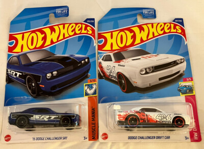 Hot Wheels Blue Dodge Challenger 2015 SRT & Drift Car Hellaphant