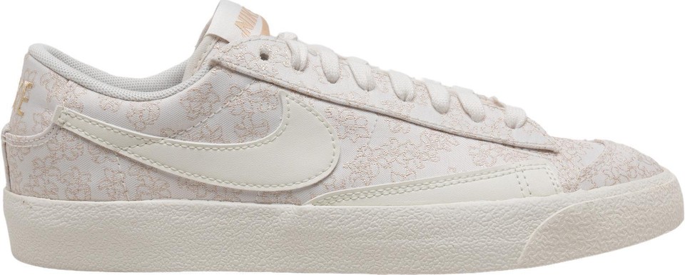 Nike Blazer '77 SE Low Flower Embroidery W for sale | eBay