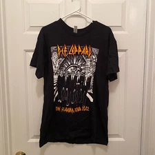 NWT Def Leppard Men' 2022 Stadium Concert Tour Black White Red  T-Shirt Large