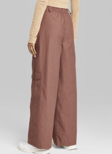 Women's Low-Rise Wide Leg Cargo Pants - Wild Fable Brown XL - Elastic Waist NWT - Picture 2 of 9