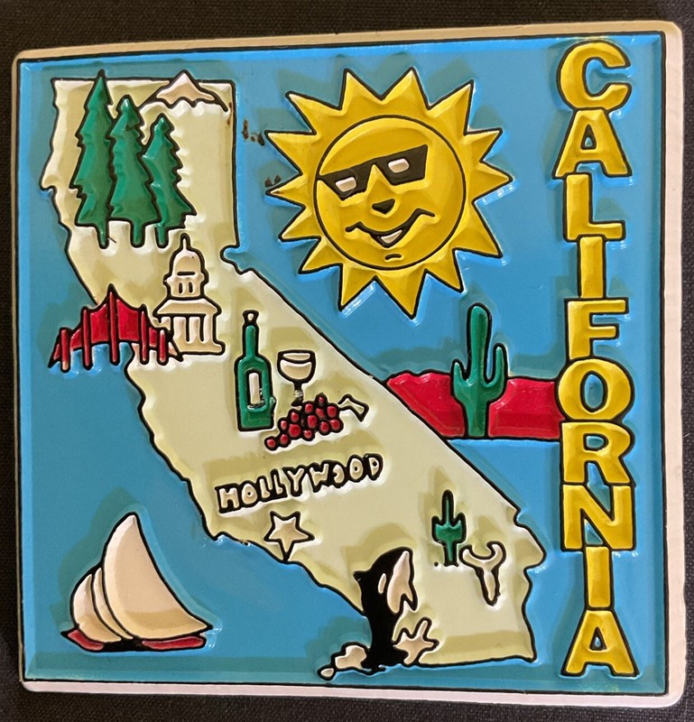 CALIFORNIA Rubber Refrigerator Magnet Collectible Travel Souvenir