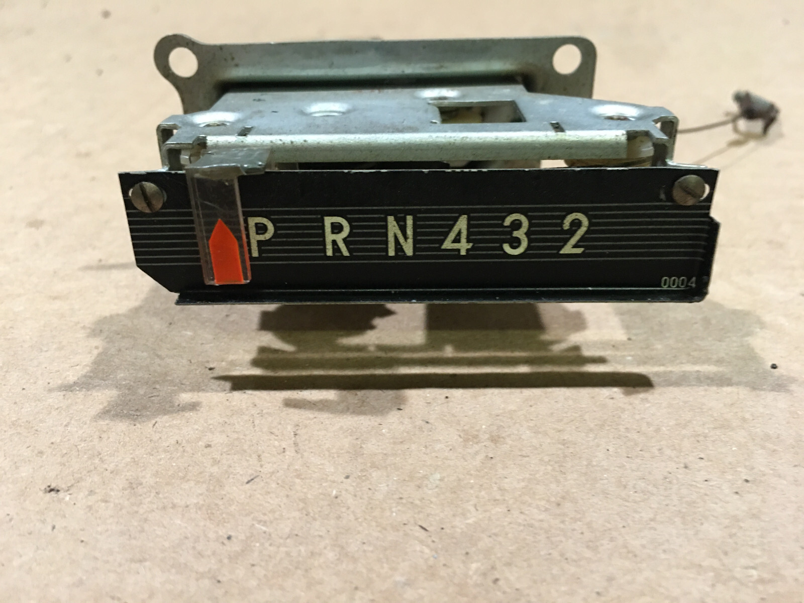 本物 美品 プラダ レザー三角タグ キルティング 中綿 ナイロン