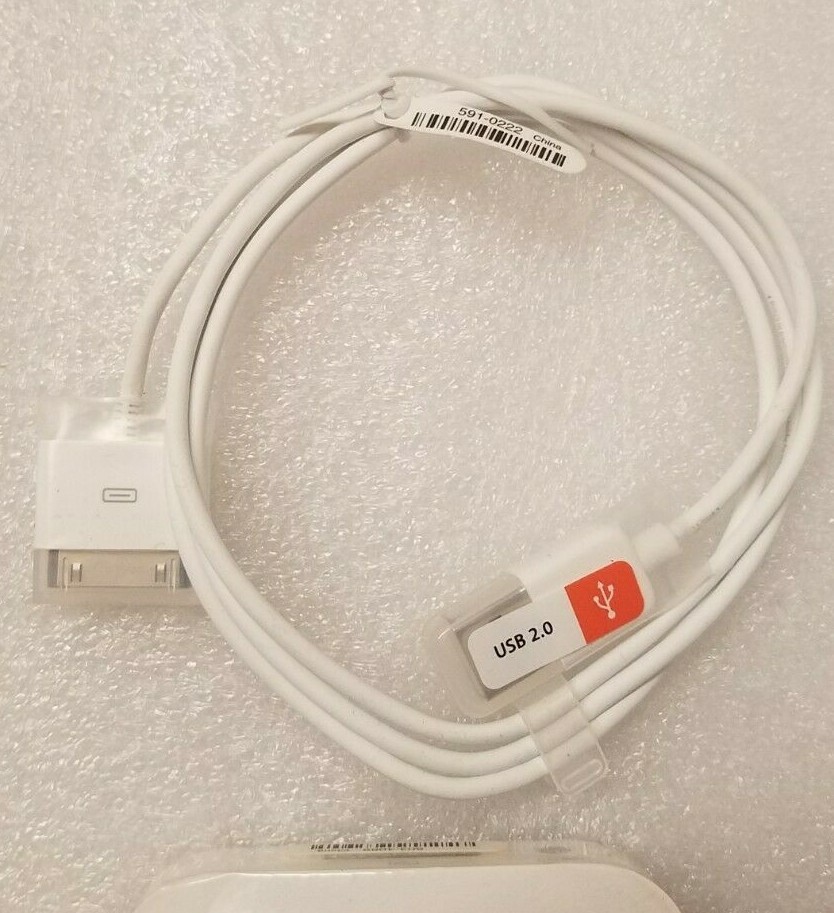 NEW Authentic Apple iPod Classic Gen 3-7 Dock & 30pin USB