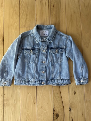 ZARA SIZE 3-4 YEARS GIRLS DENIM JACKET SNAP CLOSURE HEART THEME - Picture 1 of 11