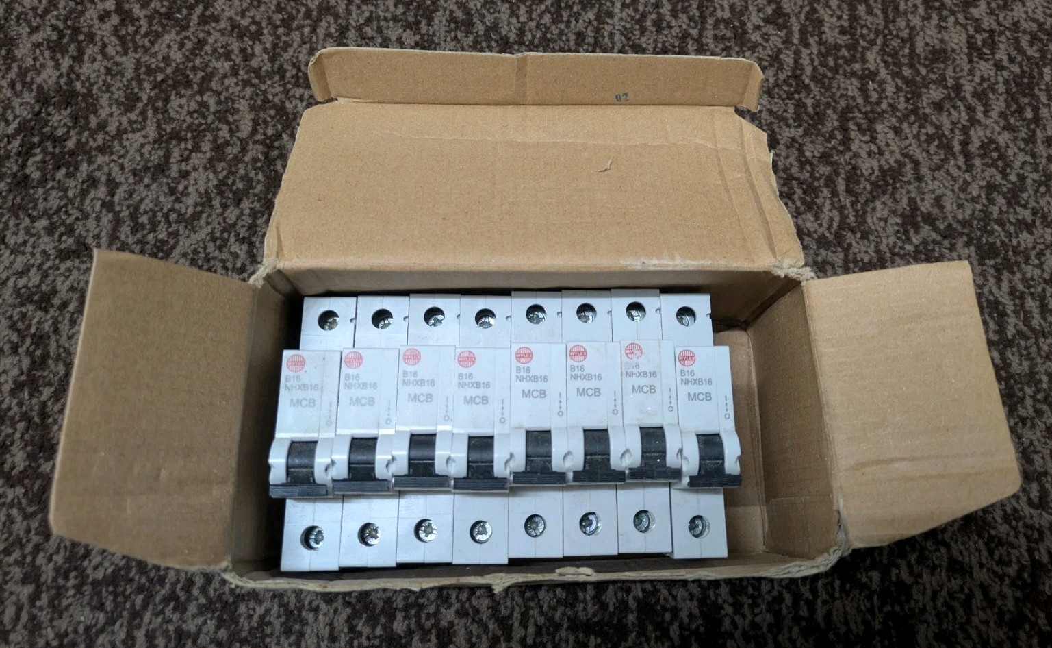 Joblot 8 X Wylex NHXB16 B16 MCB 16A Type B 230V 6kA Circuit Breakers