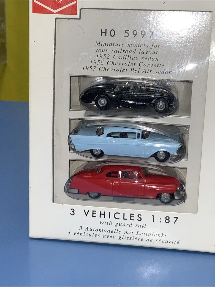 Busch Set of 3 Vehicles 52' Cadillac Sedan, ‘56 Corvette, ‘57 Chevy Bel Air 5997 - Image 2 of 4