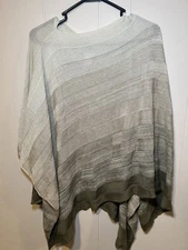 New York And Company Green Ombré Pancho One Size