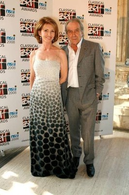Jane ASHER and Gerald SCARFE Jane Asher and Gerald Scarfe arriving- Old Photo 1