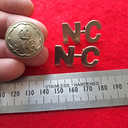 South African Natal Carbineers Regiment W/M Shoulder Title Badge & Button WW1