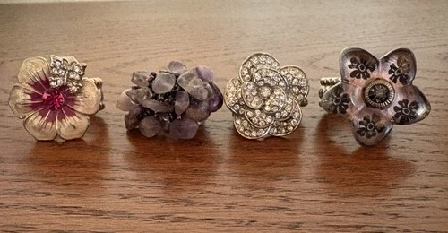 Vintage Lot of 4 Stretch Rings Adjustable Bands Costume Jewelry