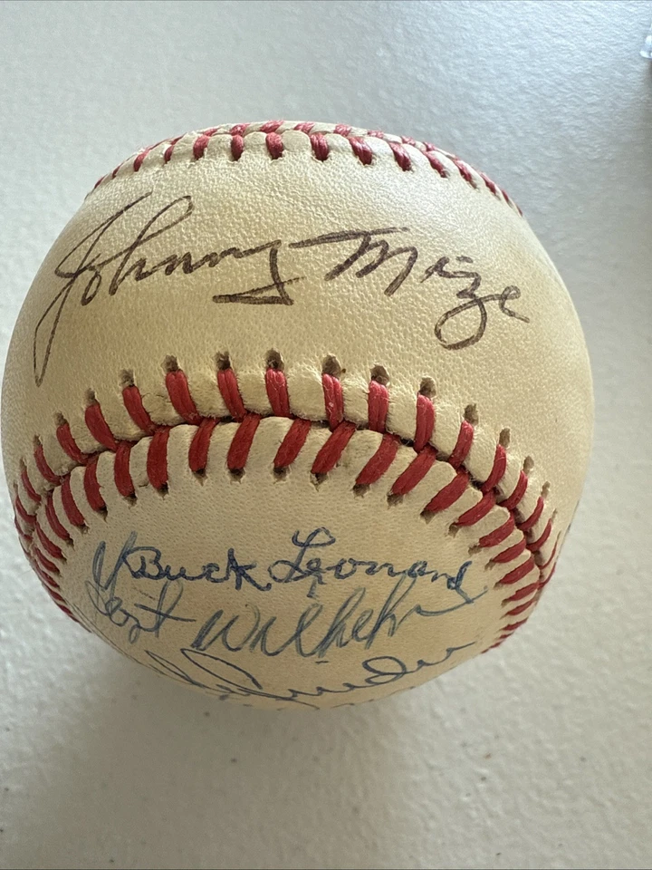 Multi Signed Baseball JSA COA Feller, Snider,Mize,Spahn,Slaughter, Robinson - Image 2 of 4
