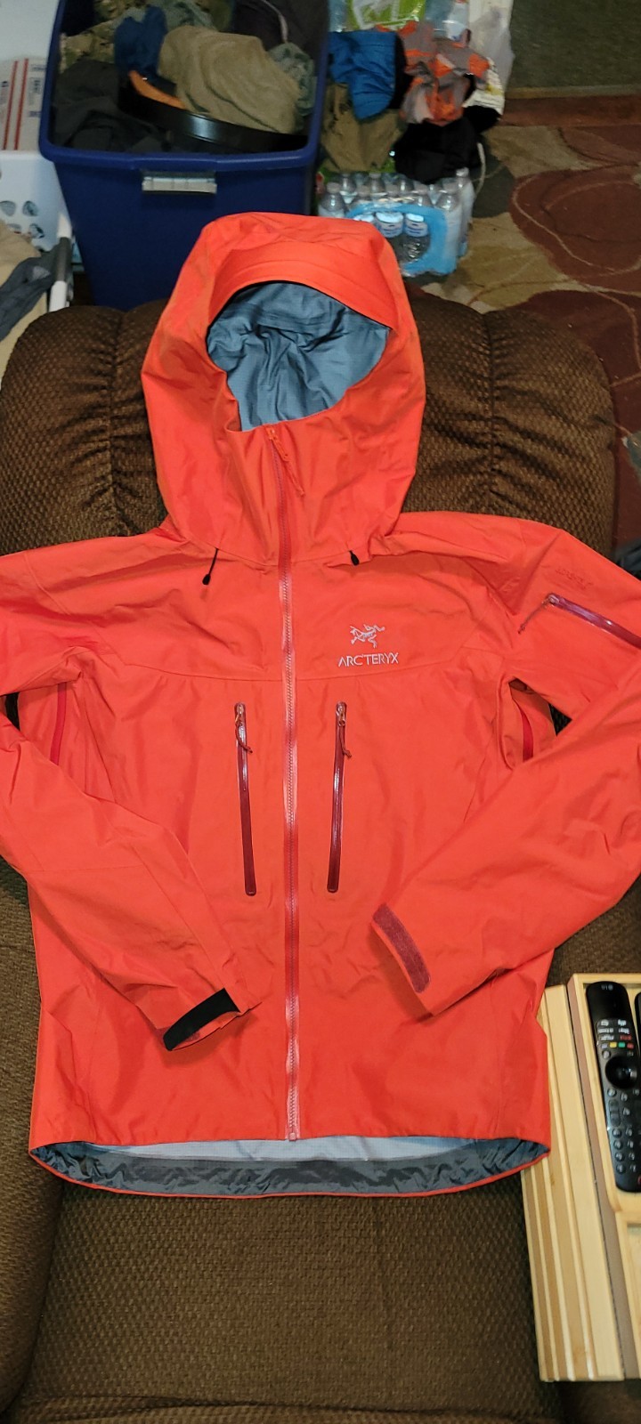 Arc'teryx Alpha SV Jacket Large - image 1