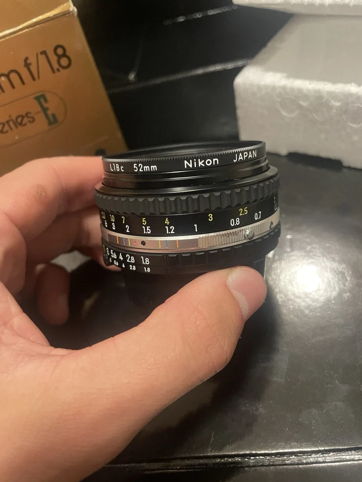 Lente Nikon serie E 50 mm f18 con caja abierta G2U Foto 3 de 4