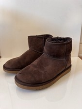 UGG Classic Mini Women's Boot Size 7 Chocolate Dark Brown Short Low