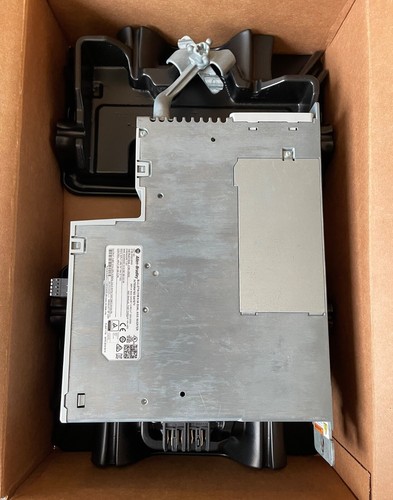 Surplus Allen Bradley 2198-D006-ERS3/B 2016 Kinetix 5700 Dual-Axis Module - Bild 5 von 7