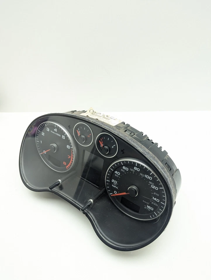 Cuadro de instrumentos velocímetro Audi A3 2009 Foto 3 de 4
