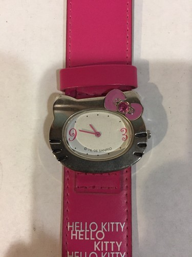 Vintage 2006 Sanrio Hello Kitty WATCH chrome border pink band - NEEDS BATTERY - Picture 2 of 12