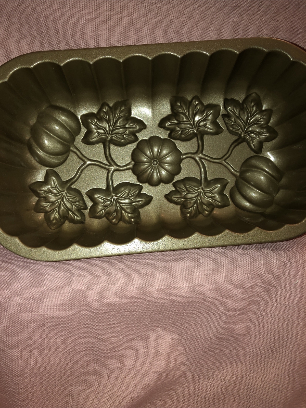 Nordic Ware Pumpkin Patch 6 Cup Loaf Pan Holiday Baking 9x5 eBay