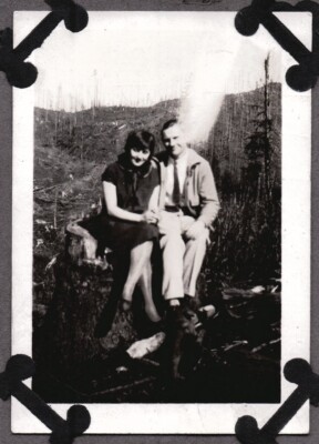 PHOTOGRAPH GRIGGS OWENS LOGGING CAMP GIRLS LUMBER MILL RAYMOND WASHINGTON PHOTO