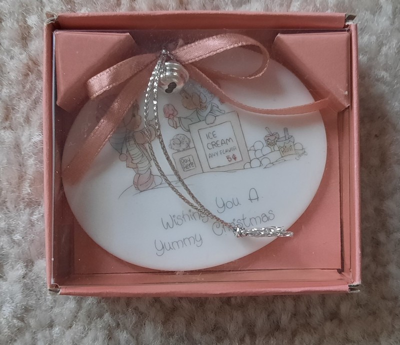 Precious Moments WISHING YOU A YUMMY CHRISTMAS Porcelain Christmas Ornament 1989